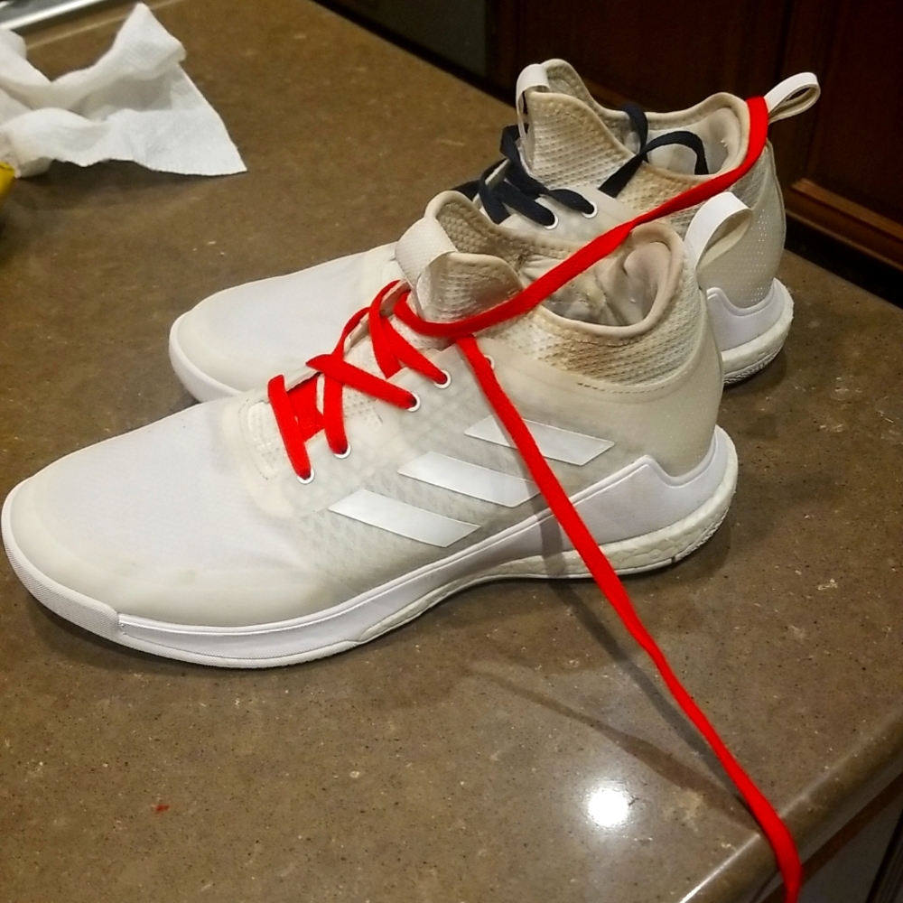 Adidas crazy flight mid shoes size 10.5